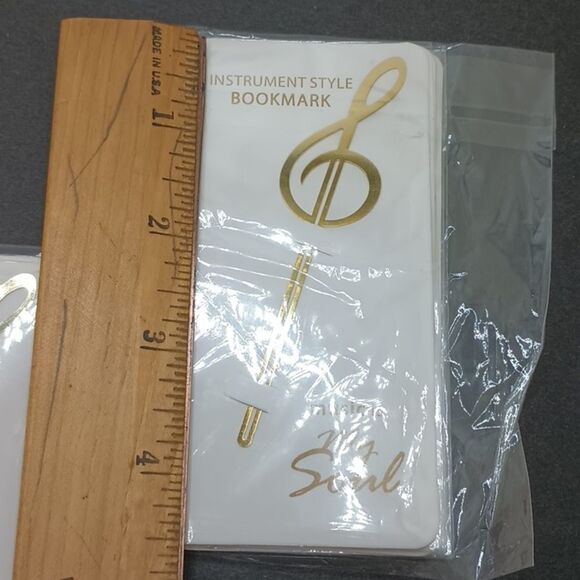 SET of 4 gold musical instruments notes bookmark page holders - Picture 3 of 8
